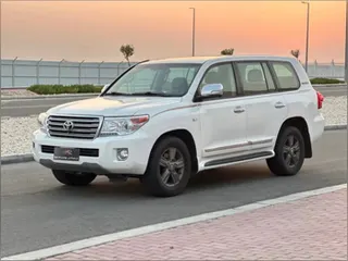 تويوتا لاند كروزر VXR 2015