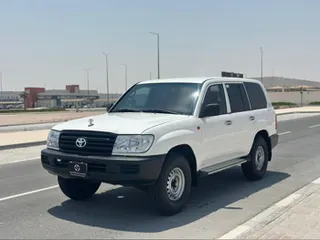 تويوتا لاند كروزر 2005