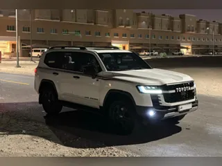 Toyota Land Cruiser GR Sport 2025