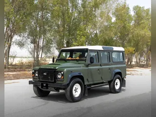 لاند روفر Defender 110 2013