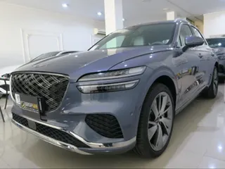 جينيسيس GV70 2025