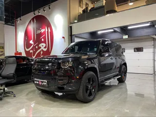 Land Rover Defender 110 2025
