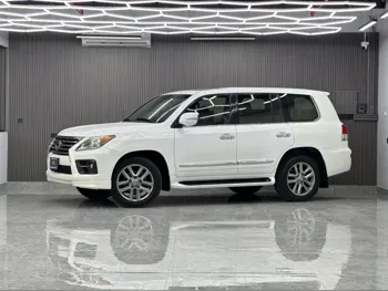 Lexus LX 450 2014