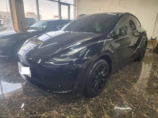 تيسلا Model Y 2024