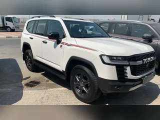 تويوتا لاند كروزر GR Sport 2026