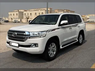 تويوتا لاند كروزر GXR 2017