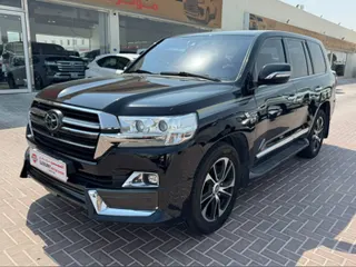 تويوتا لاند كروزر VXR 2021
