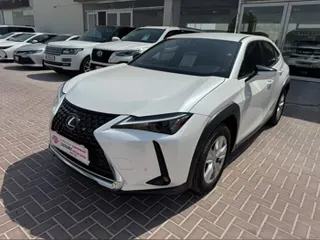 لكزس UX 200 2023