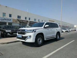 Toyota Land Cruiser GXR 2017
