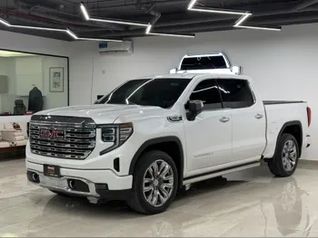 GMC Sierra Denali 2024
