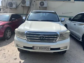 تويوتا لاند كروزر GXR 2011 — QatarSale