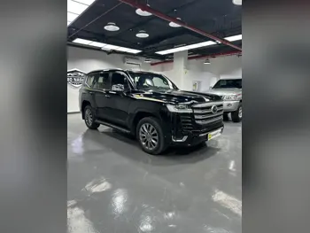 Toyota Land Cruiser VXR 2022