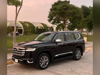 Toyota Land Cruiser VXR 2023