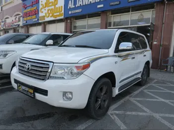 Toyota Land Cruiser VXR 2014