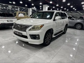 Lexus LX 570 2013