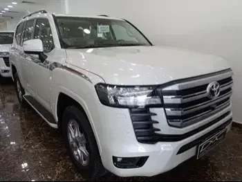 Toyota Land Cruiser GXR 2023 — QatarSale