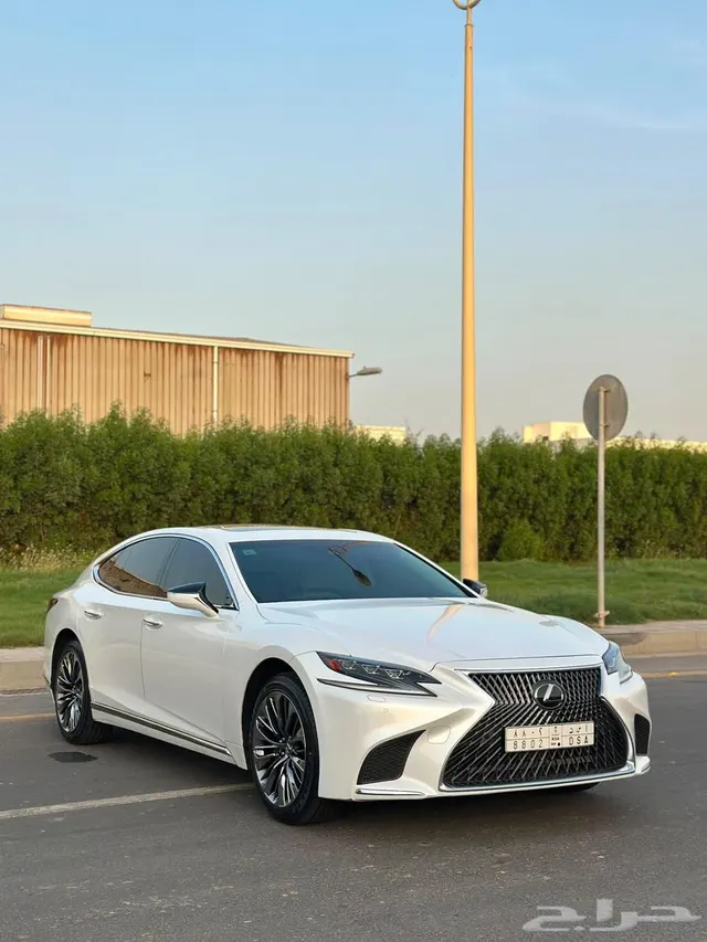 Lexus LS 2018