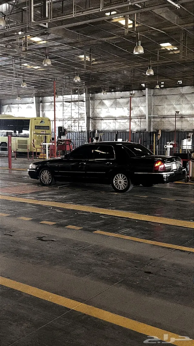 Ford Grand Marquis 2010