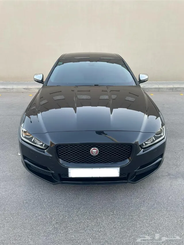 Jaguar Xe 2016