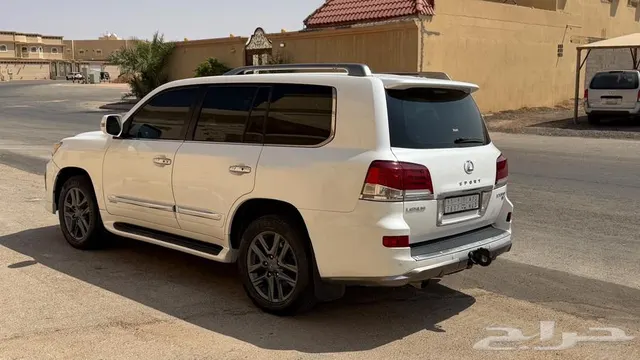 Lexus LX 570 2014