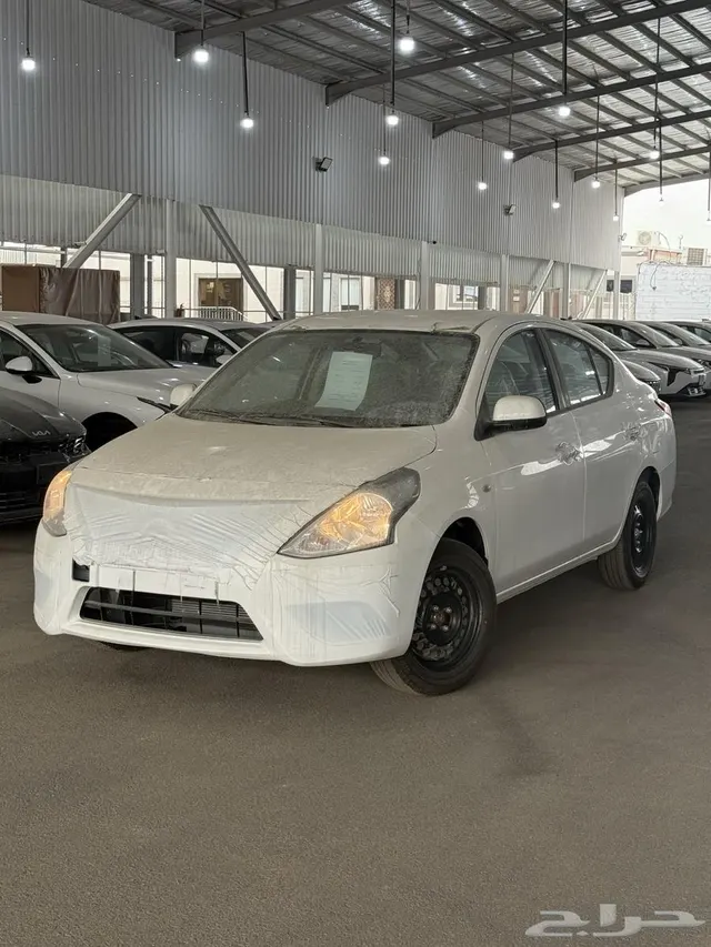 Nissan Sunny 2025