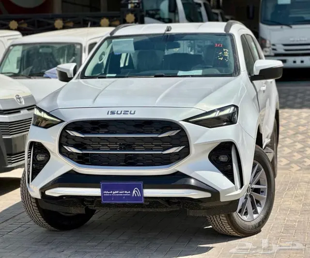 Isuzu Mu X 2025