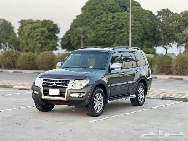 Mitsubishi Pajero 2016