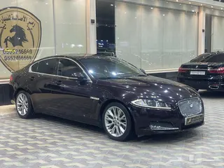 جاكوار Xf 2012