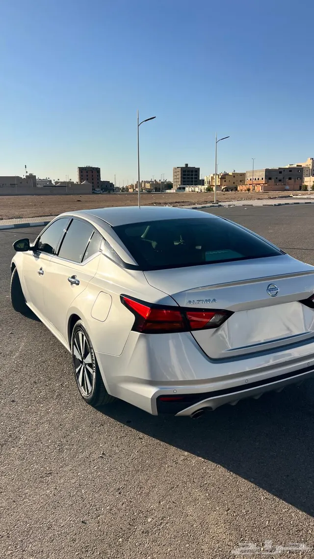 Nissan Altima 2022