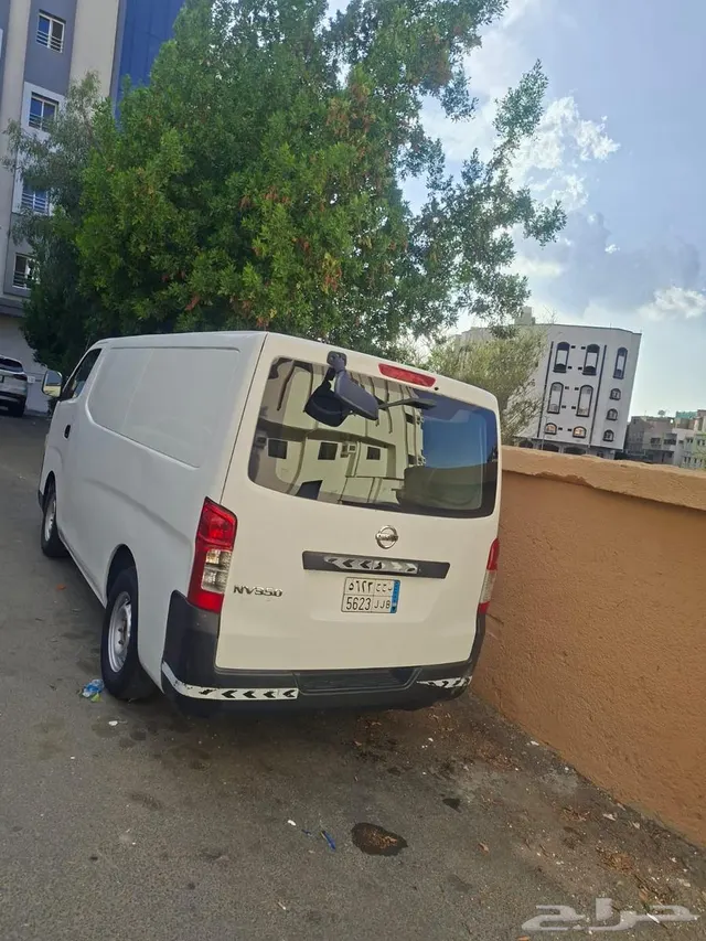 Nissan Urvan 2014