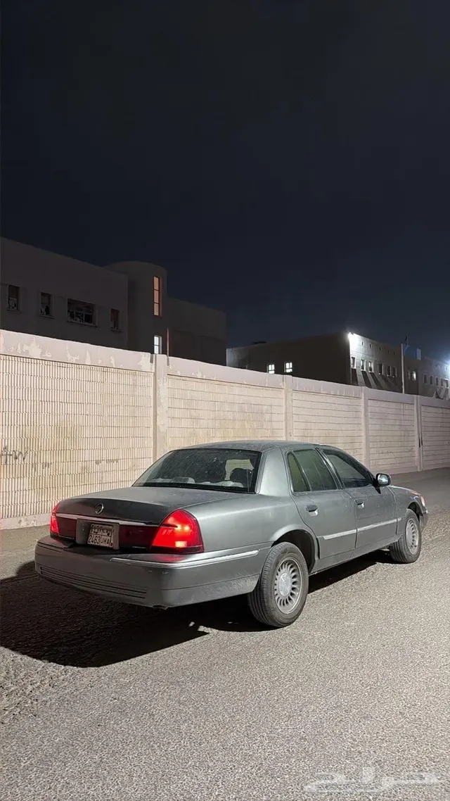 Ford Grand Marquis 2000