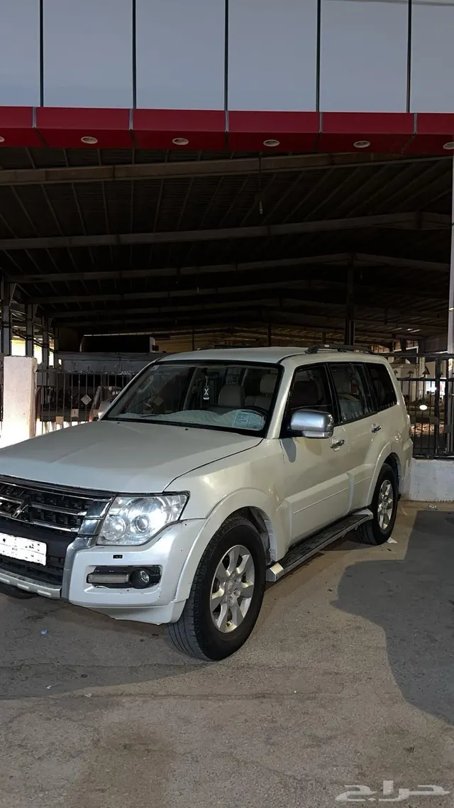 Mitsubishi Pajero 2016