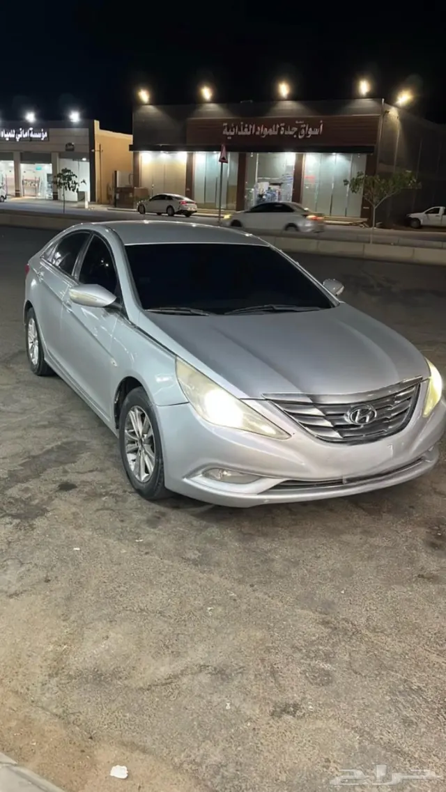 Hyundai Sonata 2011