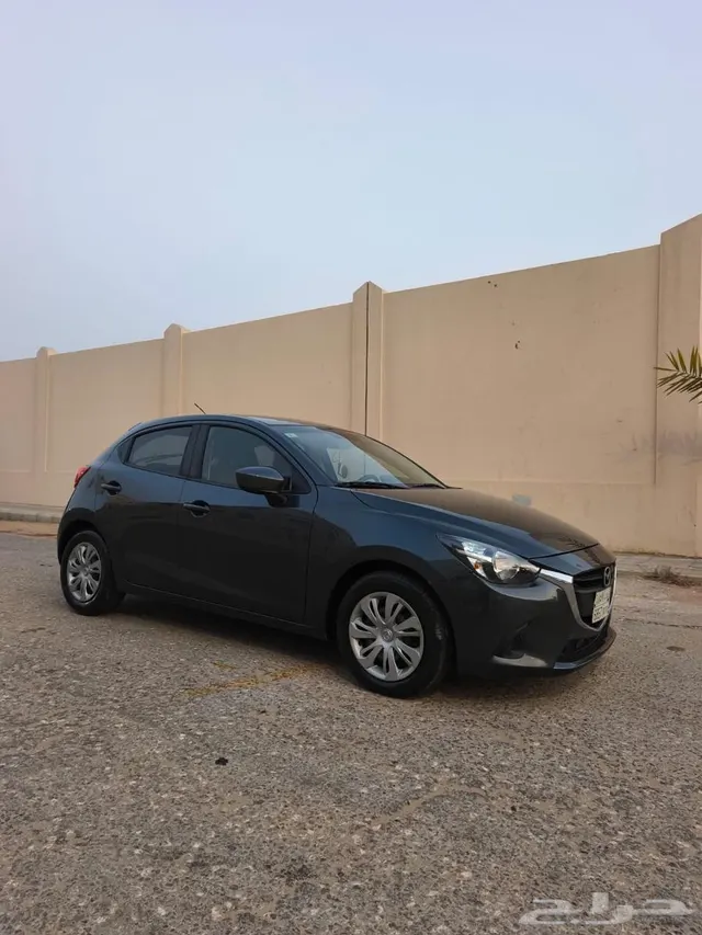 Mazda 2 2016