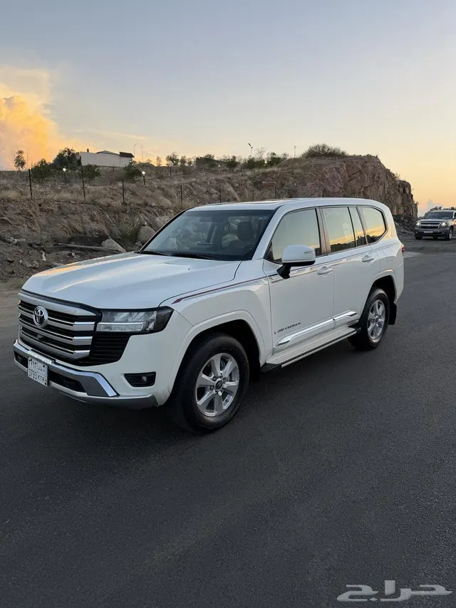 Toyota Land Cruiser 2023