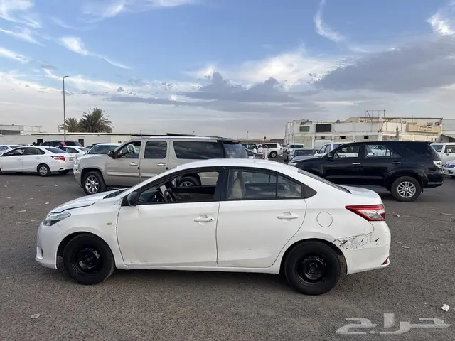Toyota Yaris 2015