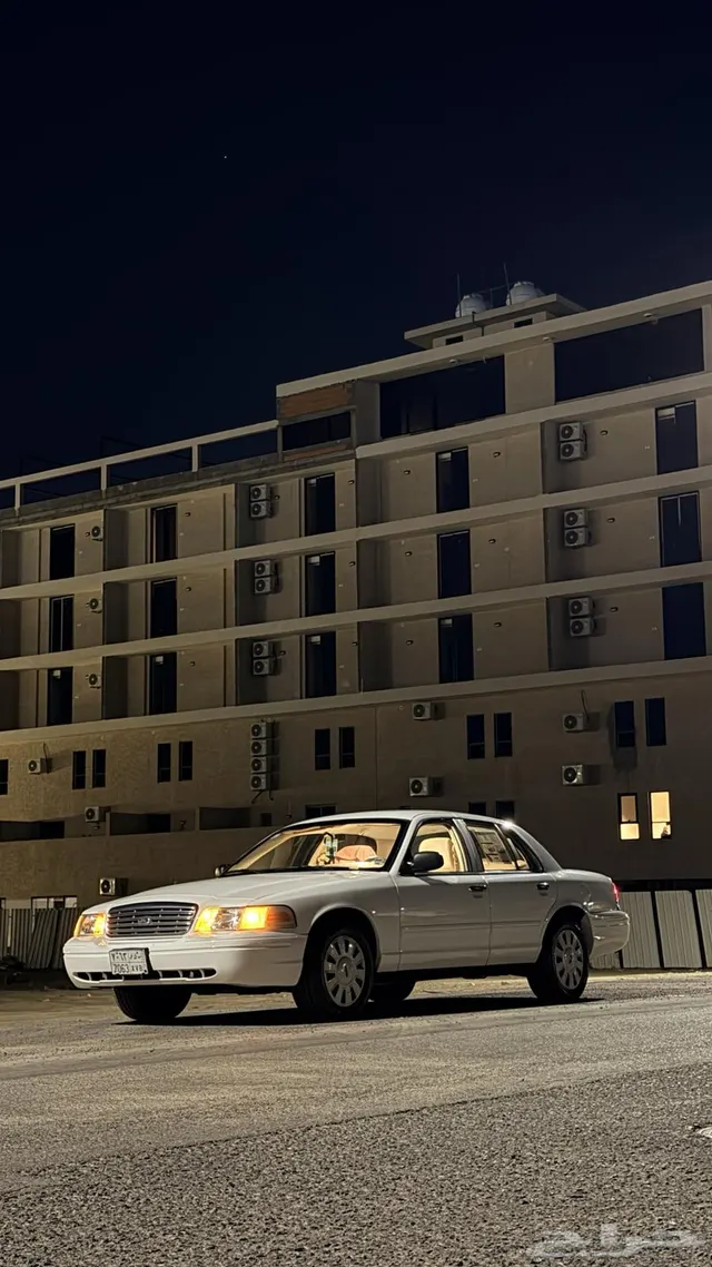 Ford Crown Victoria 2012