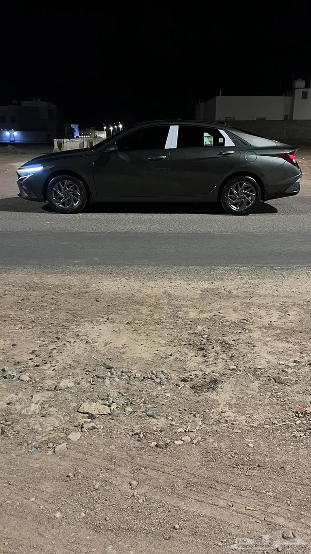 Hyundai Elantra 2024