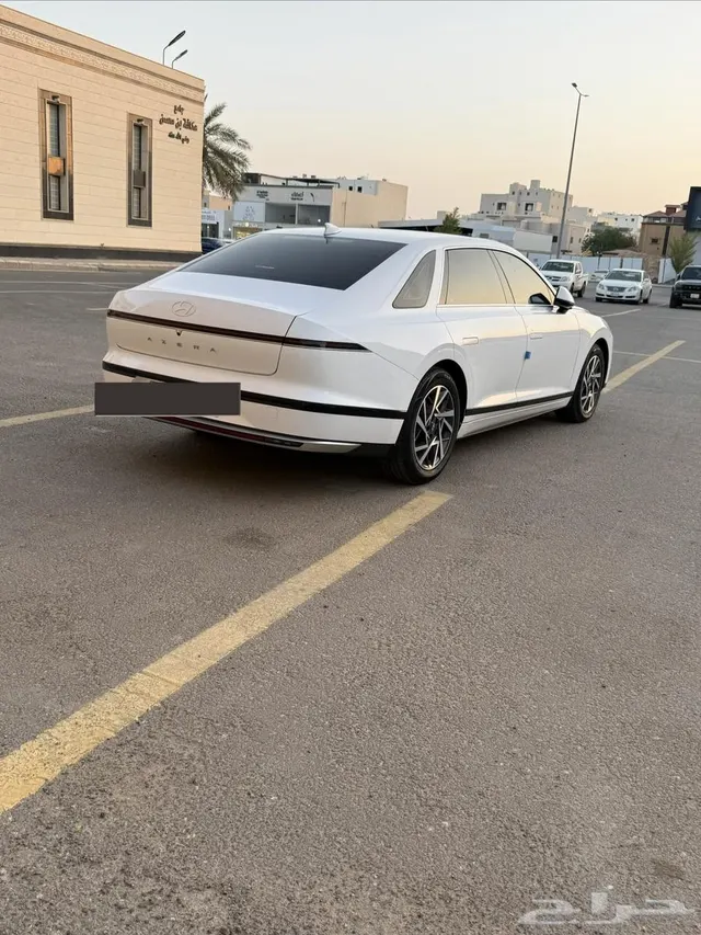 Hyundai Azera 2024