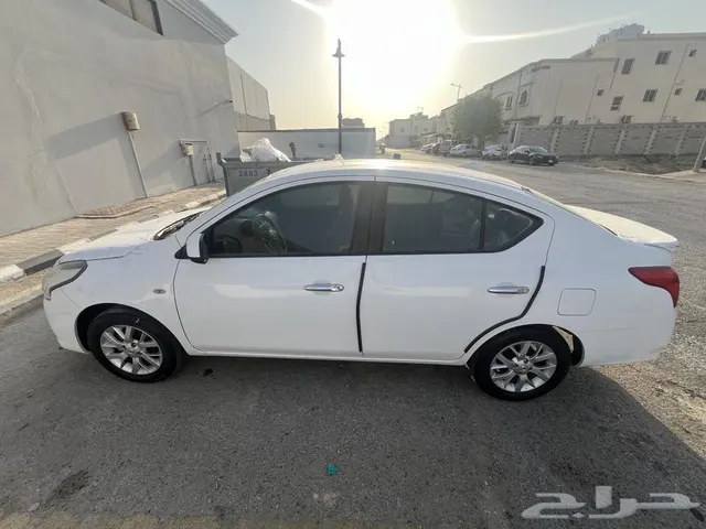 Nissan Sunny 2024