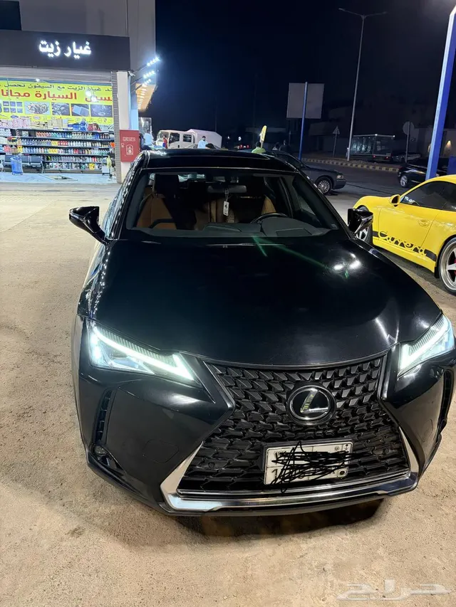 Lexus UX 200 2022