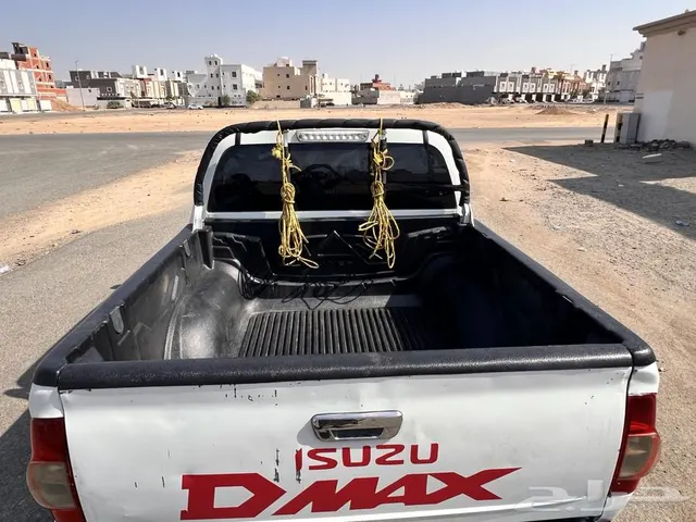 Isuzu Mu X 2012