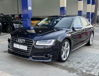أودي S8 2016