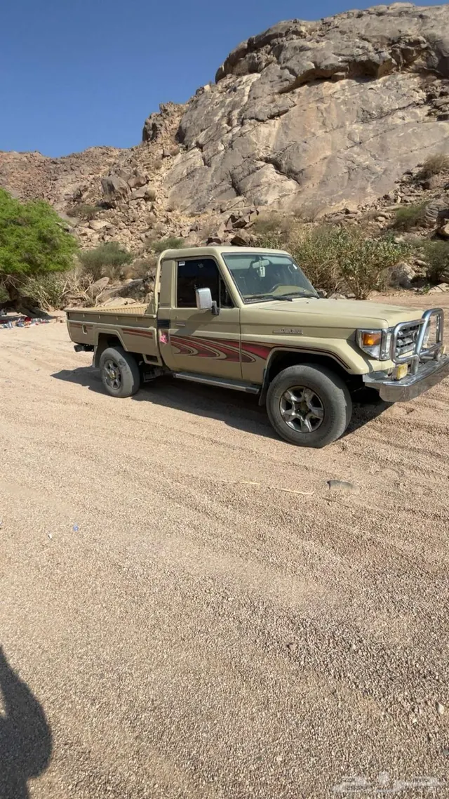 Toyota Land Cruiser Pickup 2006