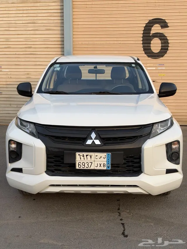 Mitsubishi L200 2022