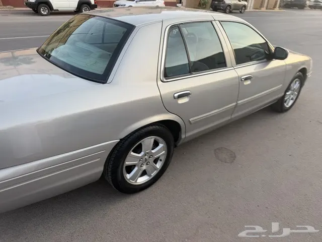Ford Crown Victoria 2009