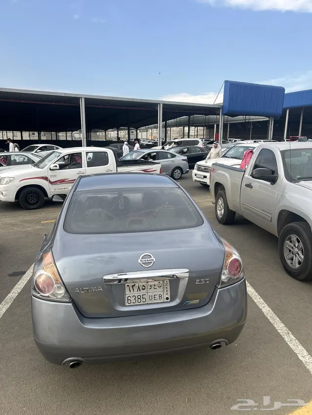 Nissan Altima 2011