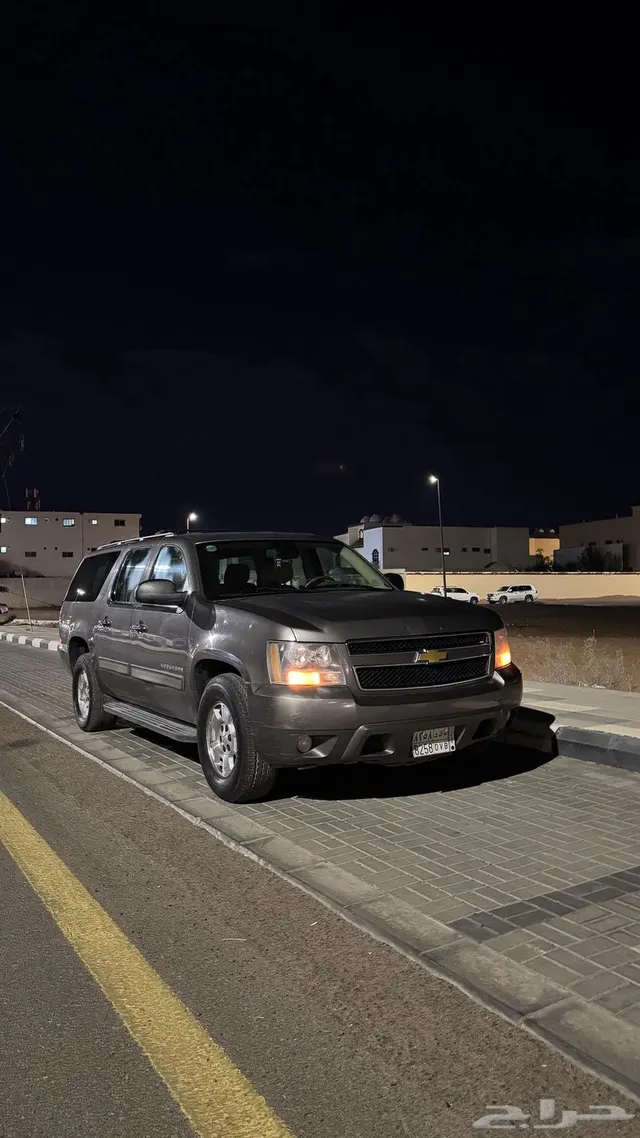 Chevrolet Suburban 2013