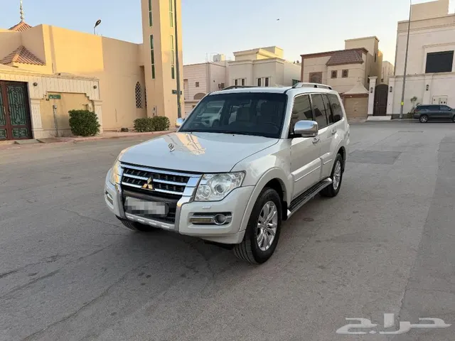 Mitsubishi Pajero 2017
