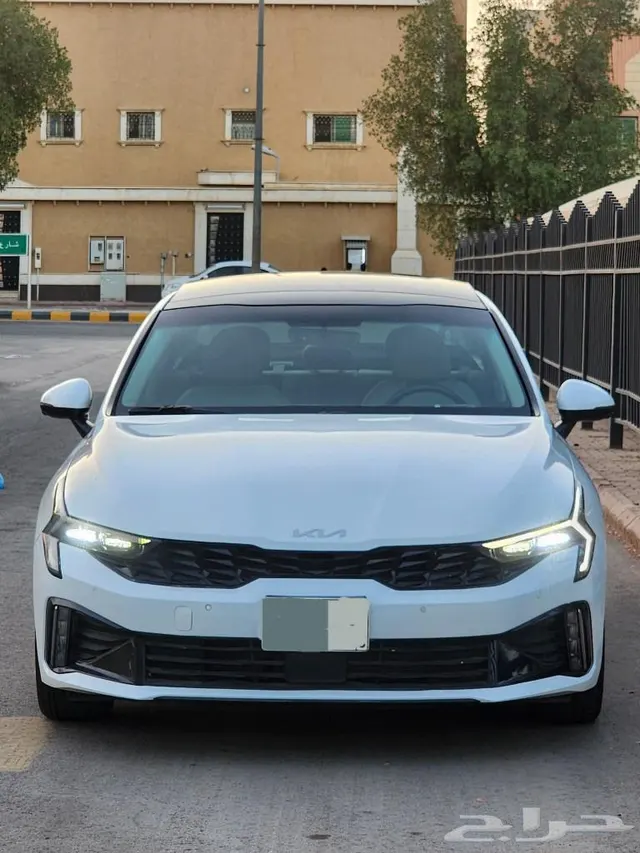 Kia K5 2025